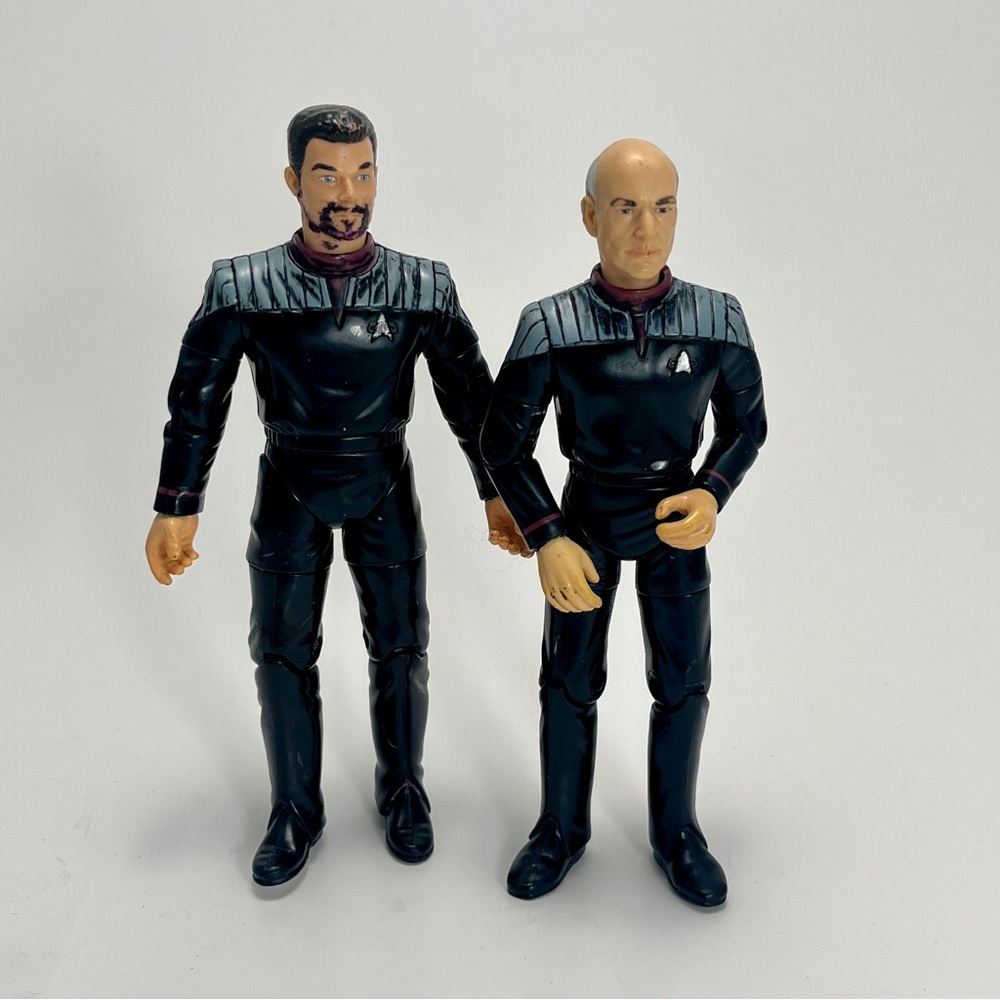 Vintage Captain Jean Luc Picard & William Riker First Contact 1996 Action Figure